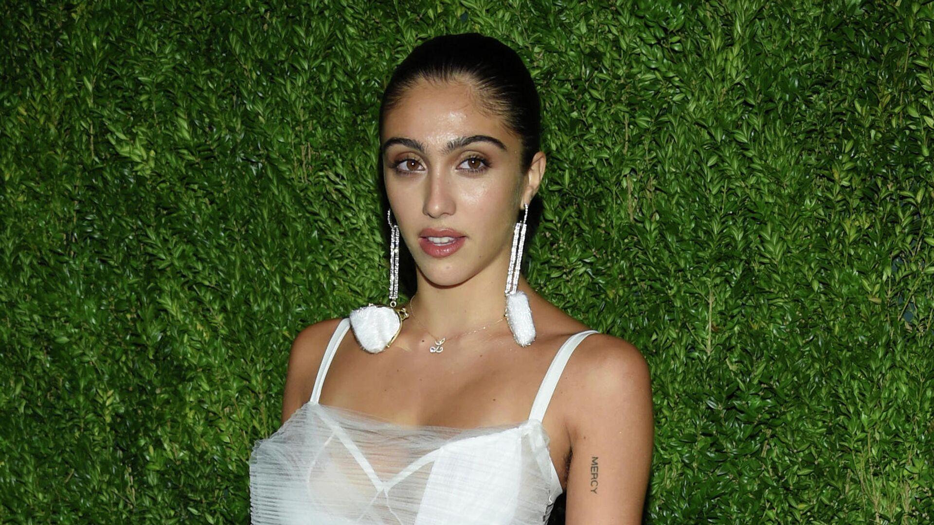 1744675082_297_81_1841_950_1920x0_80_0_0_53535806e04dde036fcde3f516c251ef