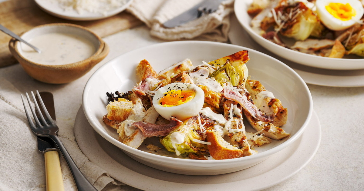 Что приготовить на День святого Валентина: салат "Цезарь"