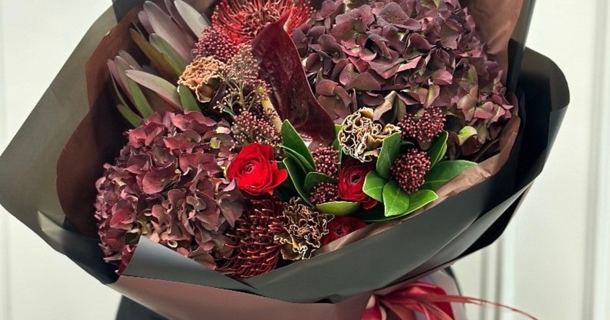 ТОП-5 самых популярных цветочных композиций года