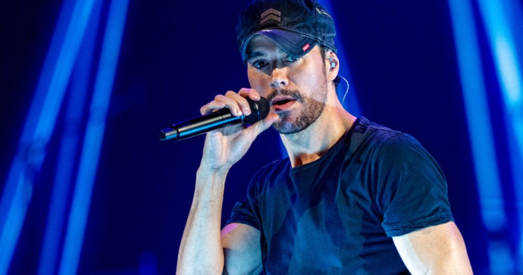 Enrique Iglesias, Pitbull, and Ricky Martin in Concert - Detroit, MI