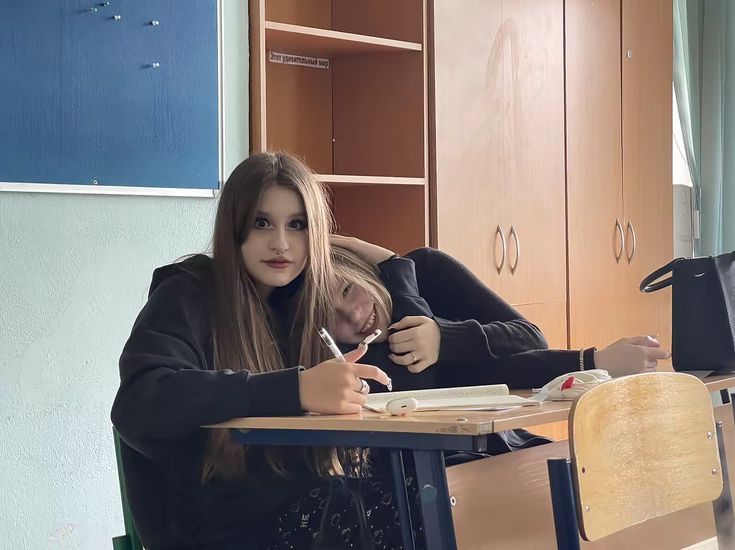 Госпожа Эвелин Сколько Лет: подробная биография и жизненный путь