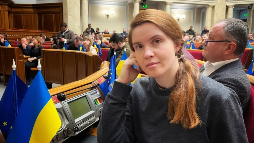 Мар'Яна Безугла Особисте Життя: Біографія, Родина та Професійний Шлях