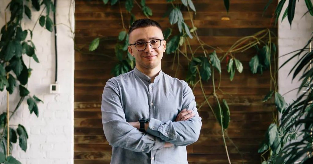 Хто Такий Стерненко: біографія, особисте життя та кар’єра