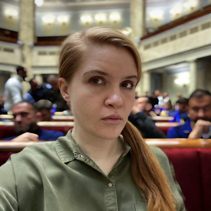 Мар'Яна Безугла Особисте Життя: Біографія, Родина та Професійний Шлях