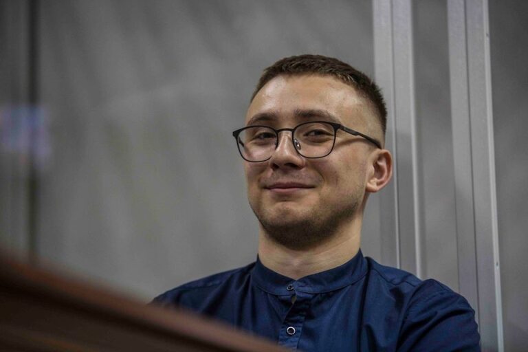 Хто Такий Стерненко: біографія, особисте життя та кар’єра
