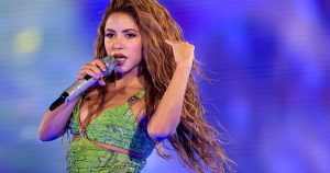 Shakira Performs At Copacabana In A Mega Show